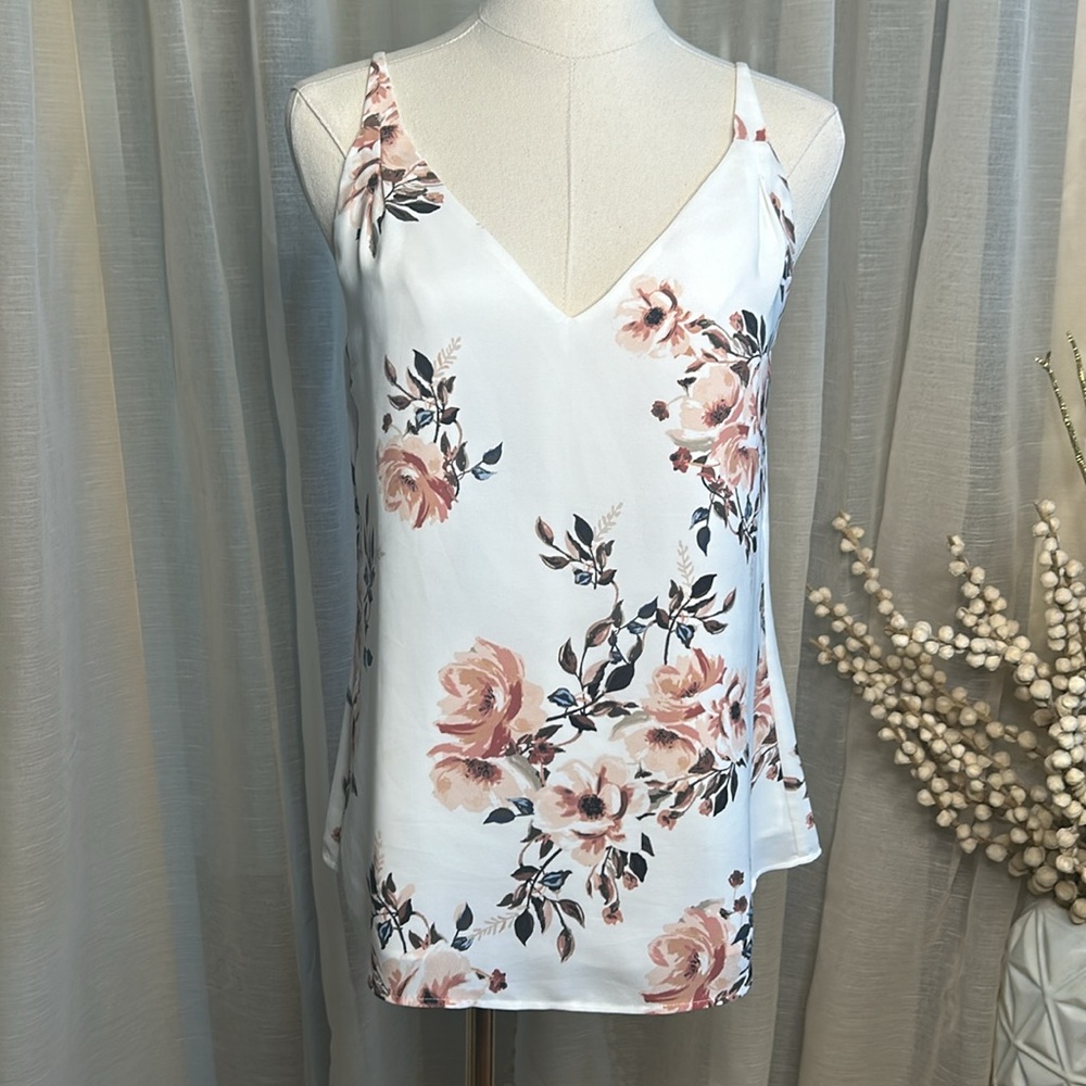 RW&CO Blouse Floral V-Neck Sz S